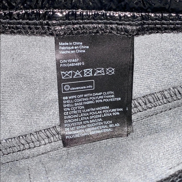 H&M high waisted faux patent leather mini skirt - Picture 10 of 13